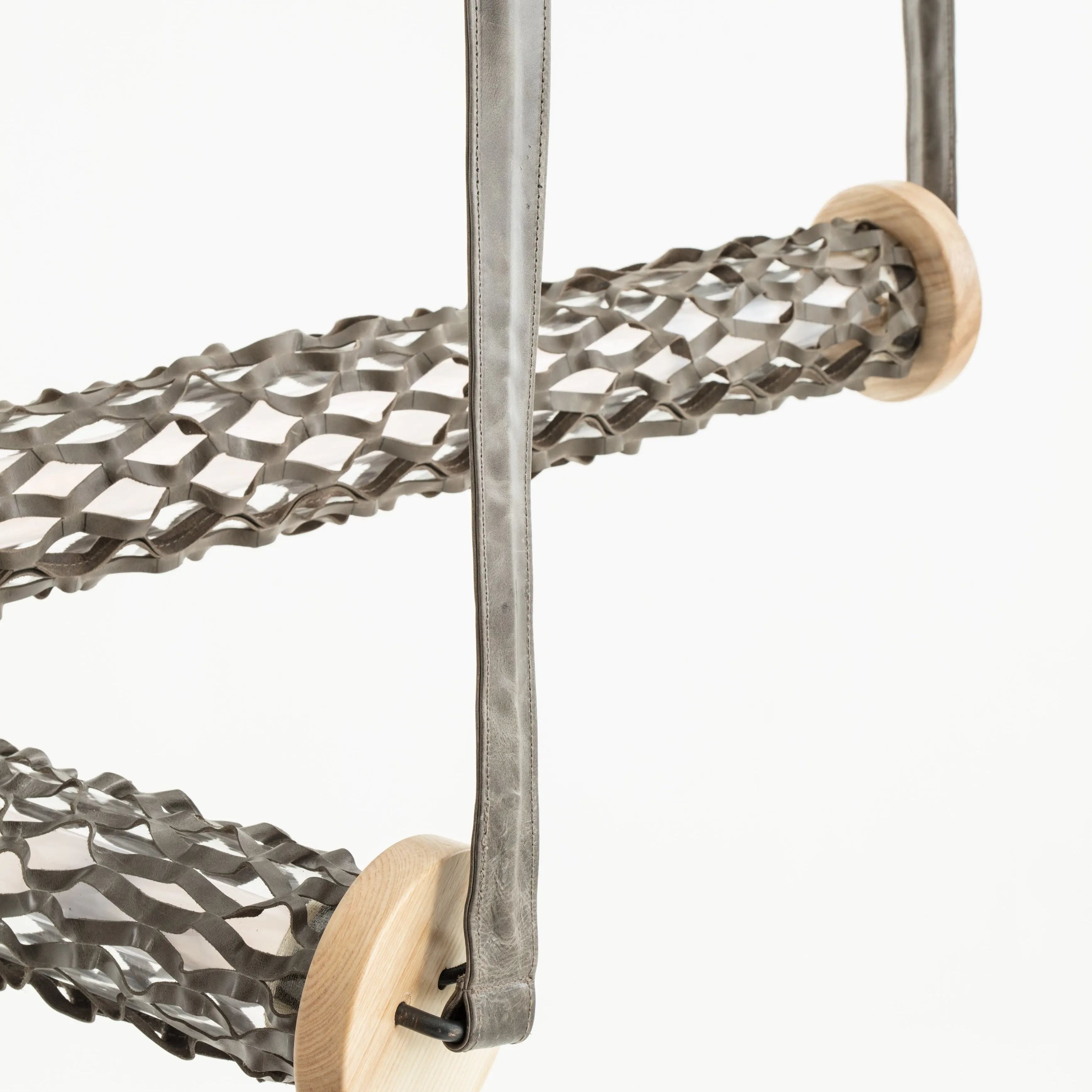 Nomad Mesh Yak-Leder Leuchte – nachhaltige Handwerkskunst für einzigartiges Ambiente