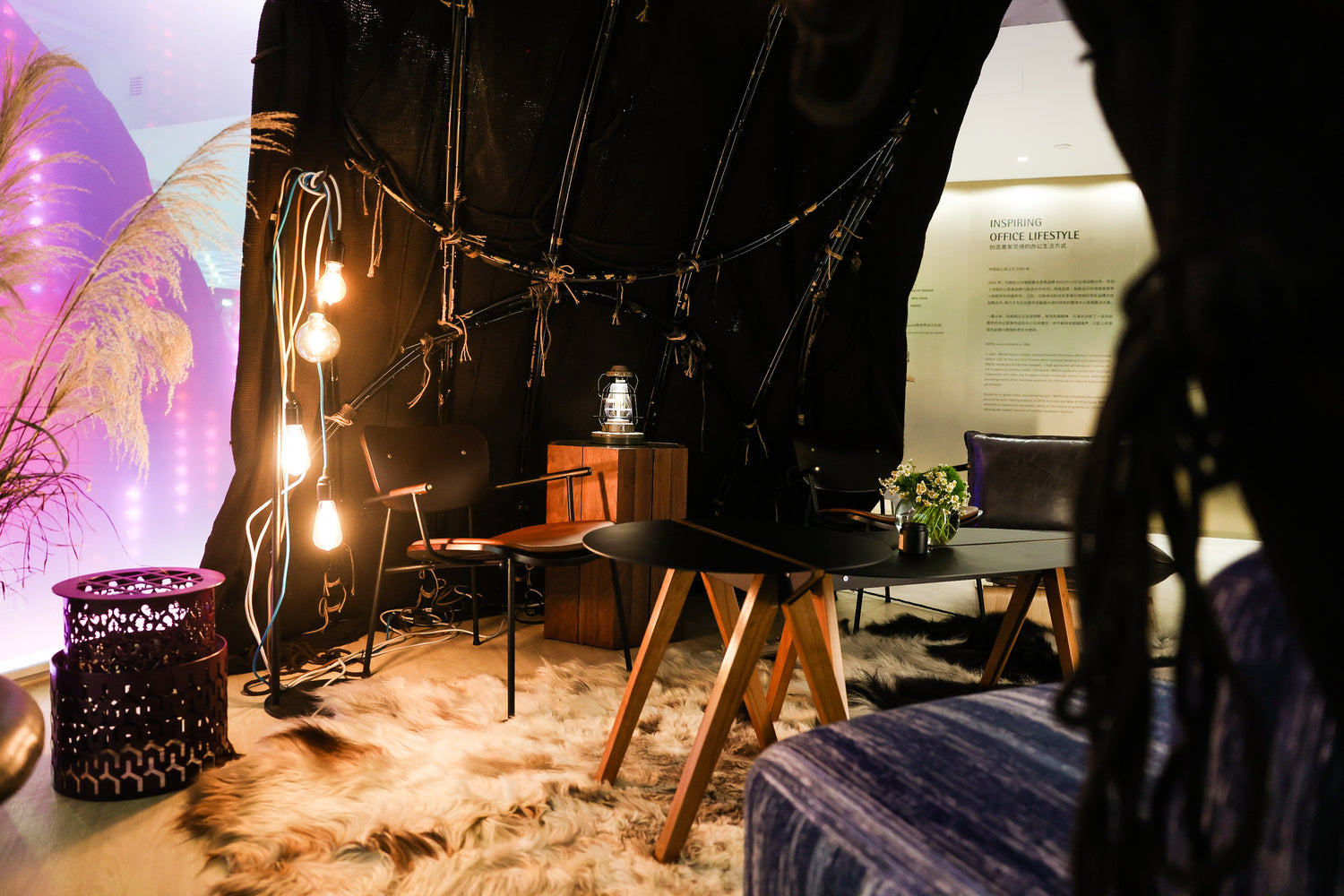 KVN Design Coffe Table in different Sizes in a nomadic atmosphere