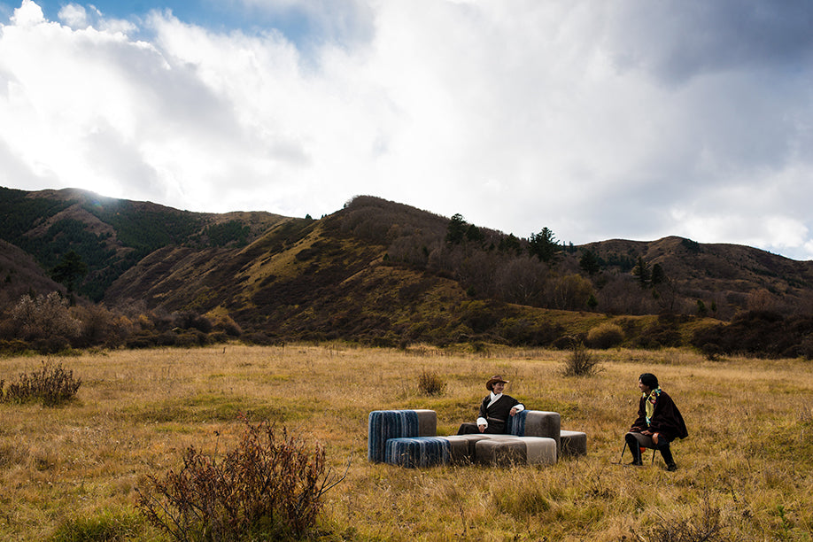 NOMAD Single Cube for Lounge Areas and Open Spaces - modular Seating